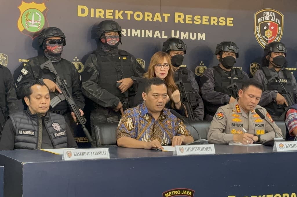 Polda Metro Bentuk Tim Pemburu Begal, Siaga 24 Jam Berantas Aksi Kriminal Jalanan Polda Metro Bentuk Tim Pemburu Begal, Siaga 24 Jam Berantas Aksi Kriminal Jalanan