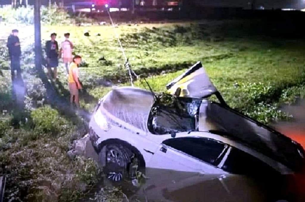 Kronologi Kecelakaan Tewaskan Sopir di Grobogan, Mobil Oleng Masuk Saluran Irigasi Kronologi Kecelakaan Tewaskan Sopir di Grobogan, Mobil Oleng Masuk Saluran Irigasi