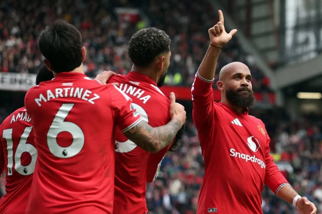 Hasil MU vs Nottingham Forest: Menang Kontroversial, Setan Merah Amankan Posisi 3 Liga Inggris Hasil MU vs Nottingham Forest: Menang Kontroversial, Setan Merah Amankan Posisi 3 Liga Inggris