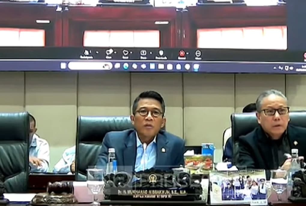 Komisi XI DPR Perintahkan BI Kembalikan Rupiah ke Rp16.500 per Dolar AS Komisi XI DPR Perintahkan BI Kembalikan Rupiah ke Rp16.500 per Dolar AS