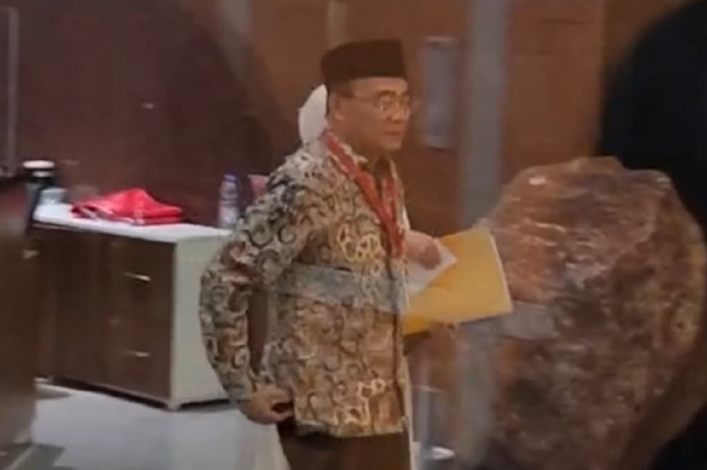 Muhadjir Effendy Tiba di KPK, Diperiksa terkait Kasus Kuota Haji Muhadjir Effendy Tiba di KPK, Diperiksa terkait Kasus Kuota Haji