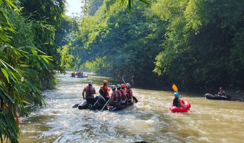 Remaja 14 Tahun Hanyut di Kali Ciliwung Depok saat Memancing Remaja 14 Tahun Hanyut di Kali Ciliwung Depok saat Memancing