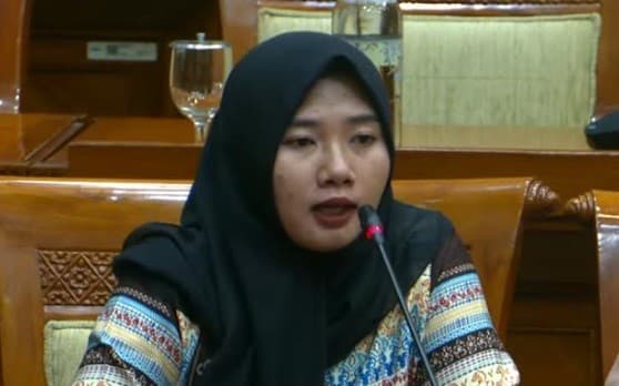 Herlina Ngaku Kabur dari Rumah Erin Demi Selamatkan Diri, HP hingga KTP Tertinggal Herlina Ngaku Kabur dari Rumah Erin Demi Selamatkan Diri, HP hingga KTP Tertinggal