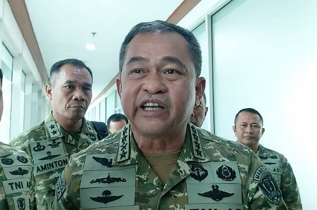 KSAD Buka Suara soal Pembubaran Nobar Film Pesta Babi, Bantah Ada Instruksi Pimpinan TNI KSAD Buka Suara soal Pembubaran Nobar Film Pesta Babi, Bantah Ada Instruksi Pimpinan TNI