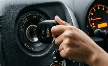 Mobil Sulit Distarter? Kenali Penyebab dan Cara Mengatasinya Sebelum Mogok Mobil Sulit Distarter? Kenali Penyebab dan Cara Mengatasinya Sebelum Mogok