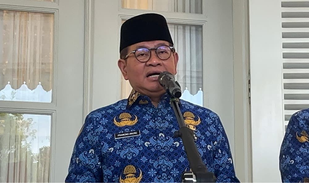 Pedagang Hewan Kurban di Jakarta Dilarang Jualan di Trotoar, Pramono: Jangan Ganggu Publik Pedagang Hewan Kurban di Jakarta Dilarang Jualan di Trotoar, Pramono: Jangan Ganggu Publik