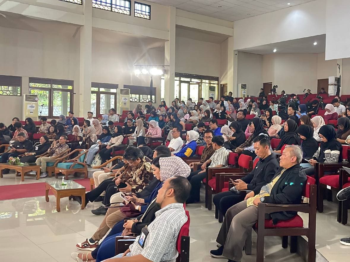 Ratusan Mahasiswa UNS Ramaikan iNews Media Group Campus Connect, Intip Keseruannya! Ratusan Mahasiswa UNS Ramaikan iNews Media Group Campus Connect, Intip Keseruannya!