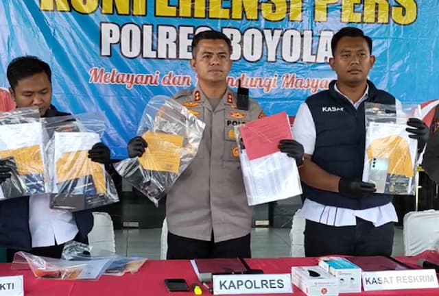 Begini Modus Sindikat Penipuan Proyek KDMP di Boyolali Raup Duit Rp1,2 Miliar Begini Modus Sindikat Penipuan Proyek KDMP di Boyolali Raup Duit Rp1,2 Miliar