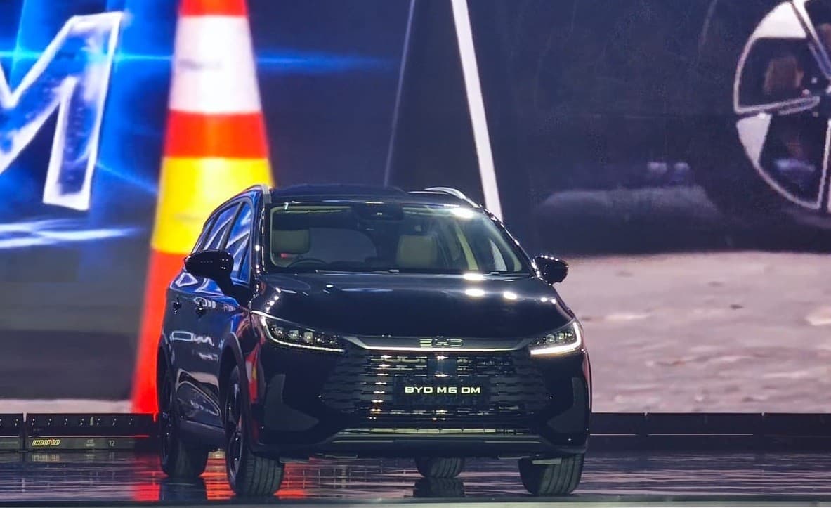 Diproduksi Lokal BYD M6 DM Akan Dikirim ke Konsumen Juni 2026, Segini Perkiraan Harganya Diproduksi Lokal BYD M6 DM Akan Dikirim ke Konsumen Juni 2026, Segini Perkiraan Harganya
