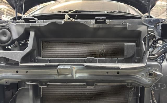 Kabin Mobil Tak Dingin, Cek Bisa Disebabkan Kondensor AC Kotor Kabin Mobil Tak Dingin, Cek Bisa Disebabkan Kondensor AC Kotor