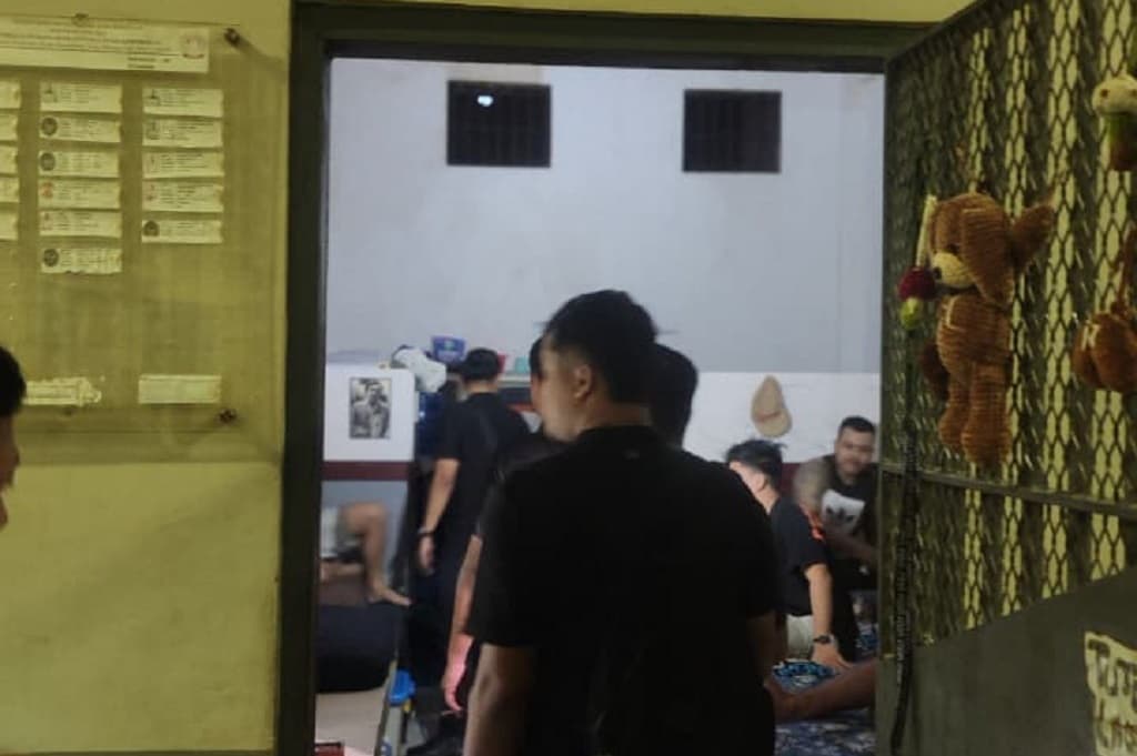 Sidak ke Lapas Kerobokan Bali, Ditjenpas Temukan Narkoba hingga Miras Sidak ke Lapas Kerobokan Bali, Ditjenpas Temukan Narkoba hingga Miras