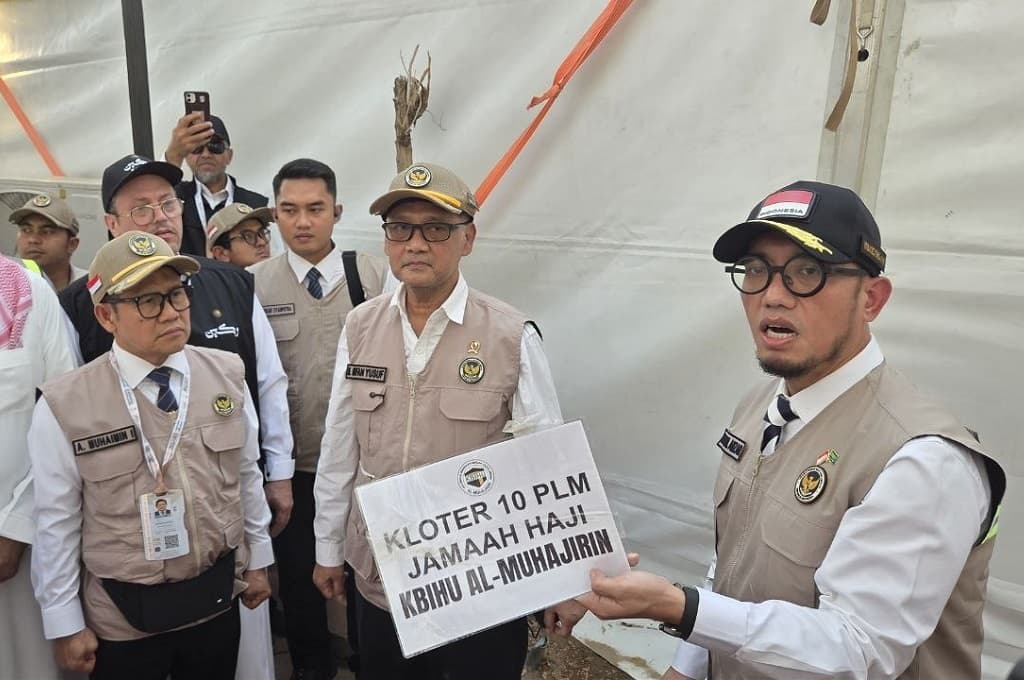 Wamenhaj Robek Penanda Tenda Jemaah Haji di Arafah: Tak Boleh Dikuasai Kelompok Tertentu! Wamenhaj Robek Penanda Tenda Jemaah Haji di Arafah: Tak Boleh Dikuasai Kelompok Tertentu!