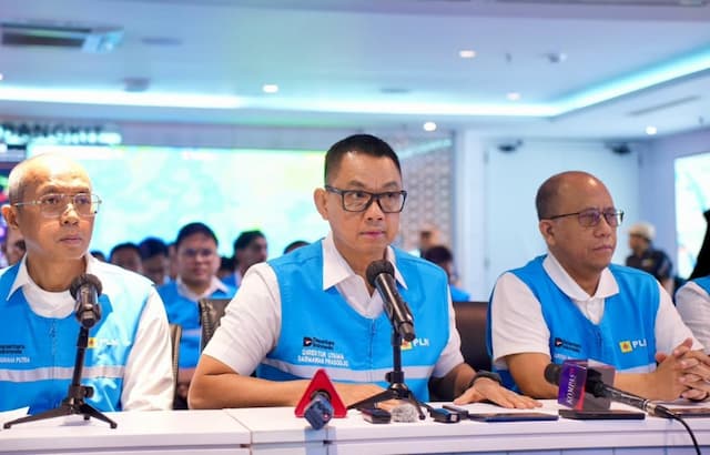 PLN Ungkap Masih Ada 4,8 Juta Pelanggan di Sumatra yang Terdampak Listrik Padam Massal PLN Ungkap Masih Ada 4,8 Juta Pelanggan di Sumatra yang Terdampak Listrik Padam Massal