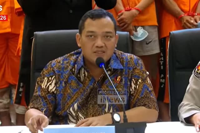 Heboh Begal Bermodus Pocong Resahkan Warga, Polda Metro Janji Sikat Pelaku Heboh Begal Bermodus Pocong Resahkan Warga, Polda Metro Janji Sikat Pelaku