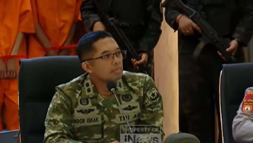 TNI Turun Tangan Buru Begal, Batalyon Tempur Dikerahkan Bantu Polisi TNI Turun Tangan Buru Begal, Batalyon Tempur Dikerahkan Bantu Polisi