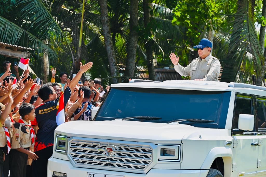 Prabowo Fokus Ciptakan Lapangan Kerja: Kita Tunda Bangun Banyak Kantor Prabowo Fokus Ciptakan Lapangan Kerja: Kita Tunda Bangun Banyak Kantor