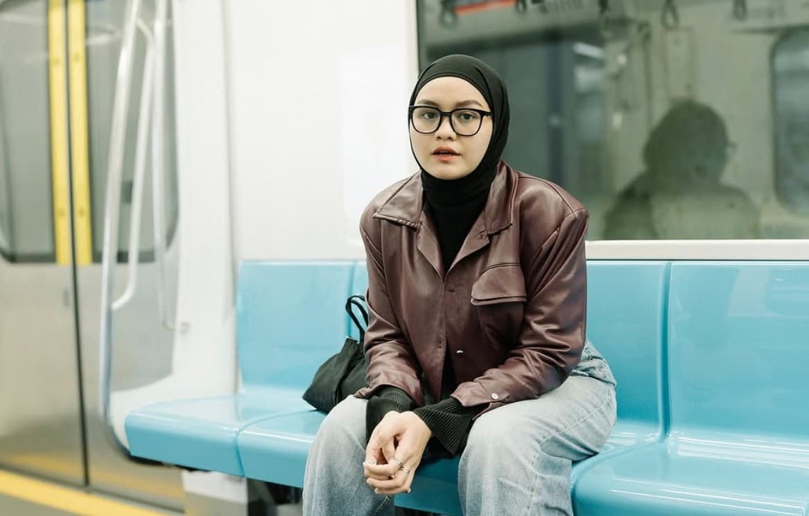 Salma Salsabil Alami Baby Blues usai Melahirkan: Tiap Malam Nangis Lihat Wajah Anak Salma Salsabil Alami Baby Blues usai Melahirkan: Tiap Malam Nangis Lihat Wajah Anak