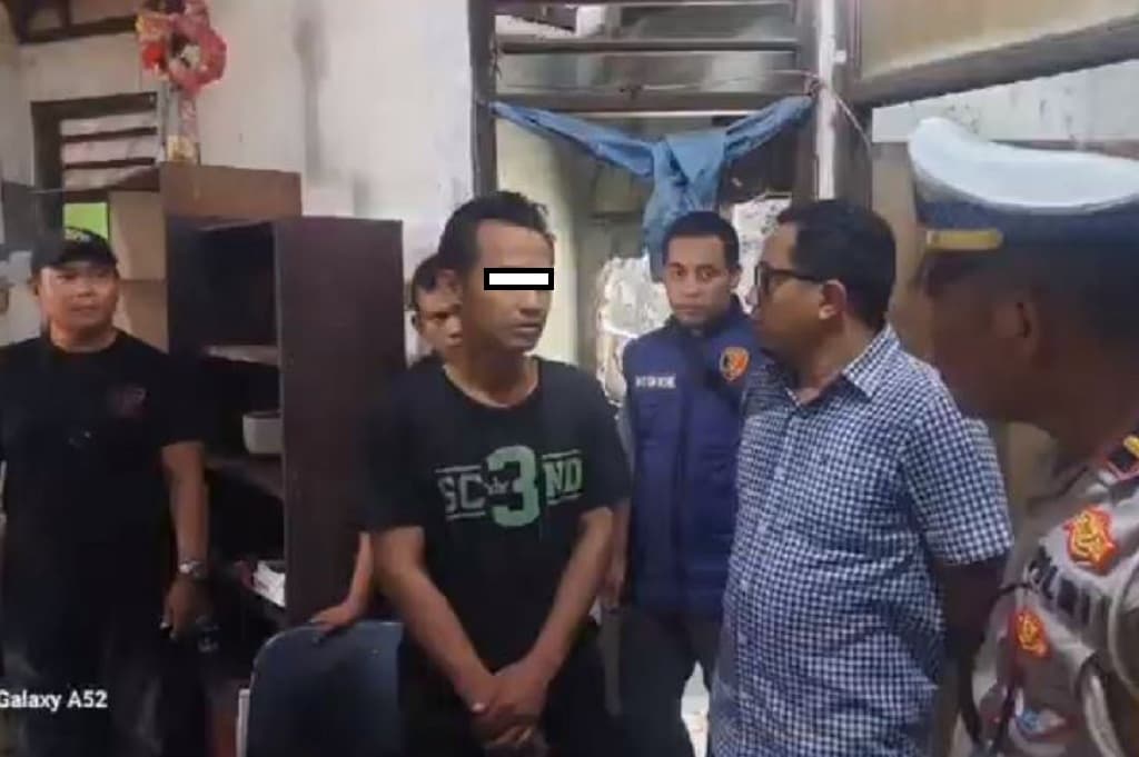 Tampang Anak Bunuh Ibu Kandung di Pamulang karena Ingin Kuasai Warisan Tampang Anak Bunuh Ibu Kandung di Pamulang karena Ingin Kuasai Warisan