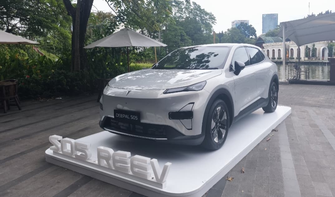 Changan Bawa Teknologi REEV ke Indonesia, Intip Perbedaannya dengan HEV, PHEV dan BEV Changan Bawa Teknologi REEV ke Indonesia, Intip Perbedaannya dengan HEV, PHEV dan BEV