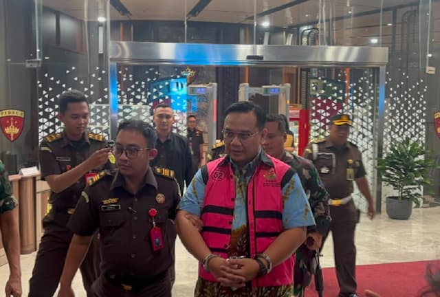 Kejagung Ungkap Peran Eks Anggota Ombudsman Yeka Hendra dalam Kasus Perintangan Penyidikan Kejagung Ungkap Peran Eks Anggota Ombudsman Yeka Hendra dalam Kasus Perintangan Penyidikan