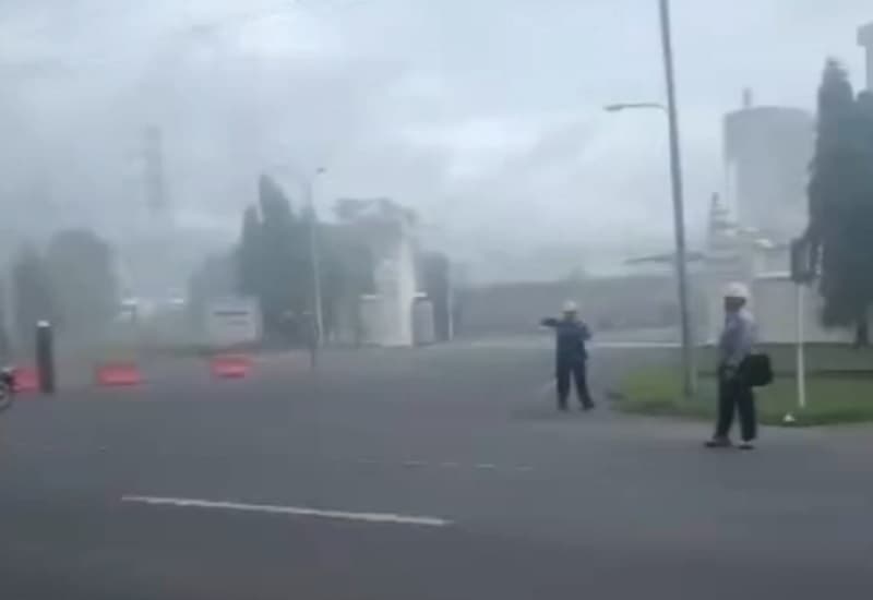 Pabrik Kimia di Cilegon Meledak, Keluarkan Kepulan Asap dan Bau Menyengat Pabrik Kimia di Cilegon Meledak, Keluarkan Kepulan Asap dan Bau Menyengat
