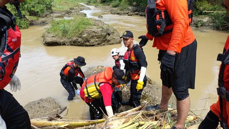 Hilang 2 Hari saat Latihan Dayung, 2 Pelajar Pemalang Ditemukan Tewas Hilang 2 Hari saat Latihan Dayung, 2 Pelajar Pemalang Ditemukan Tewas