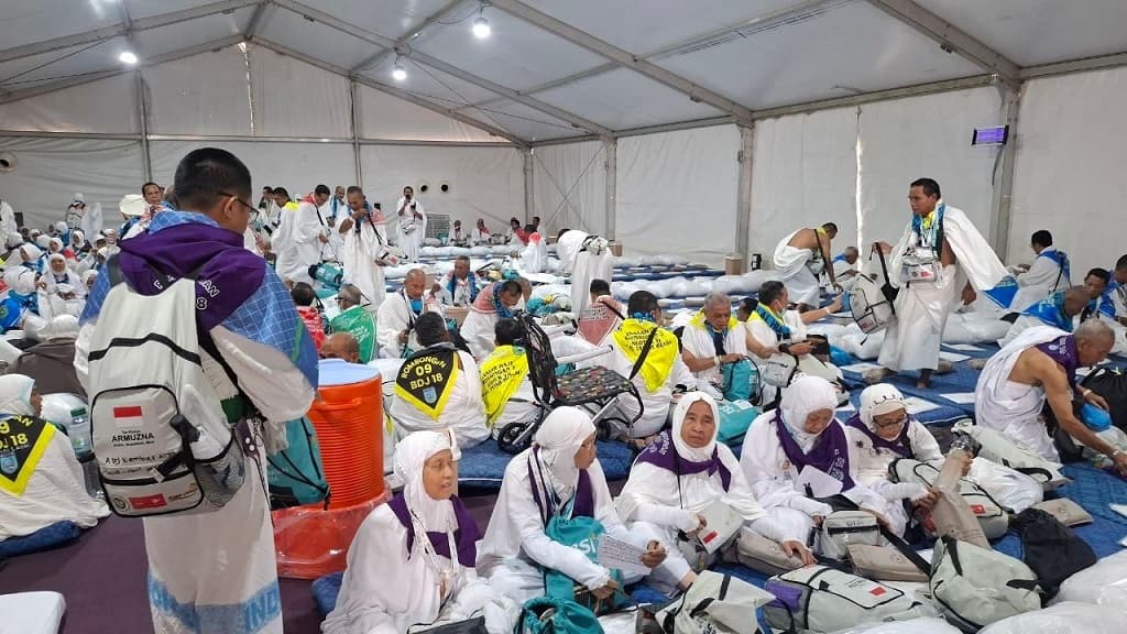 Puncak Haji Dimulai Hari Ini, Jemaah Indonesia Bergerak ke Arafah Puncak Haji Dimulai Hari Ini, Jemaah Indonesia Bergerak ke Arafah