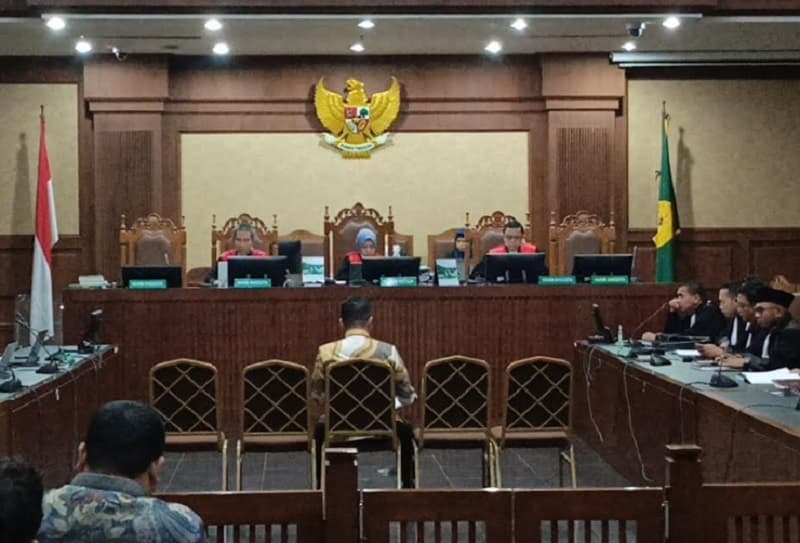Eks Wamenaker Noel Bacakan Pleidoi: Saya Mengaku Salah Eks Wamenaker Noel Bacakan Pleidoi: Saya Mengaku Salah