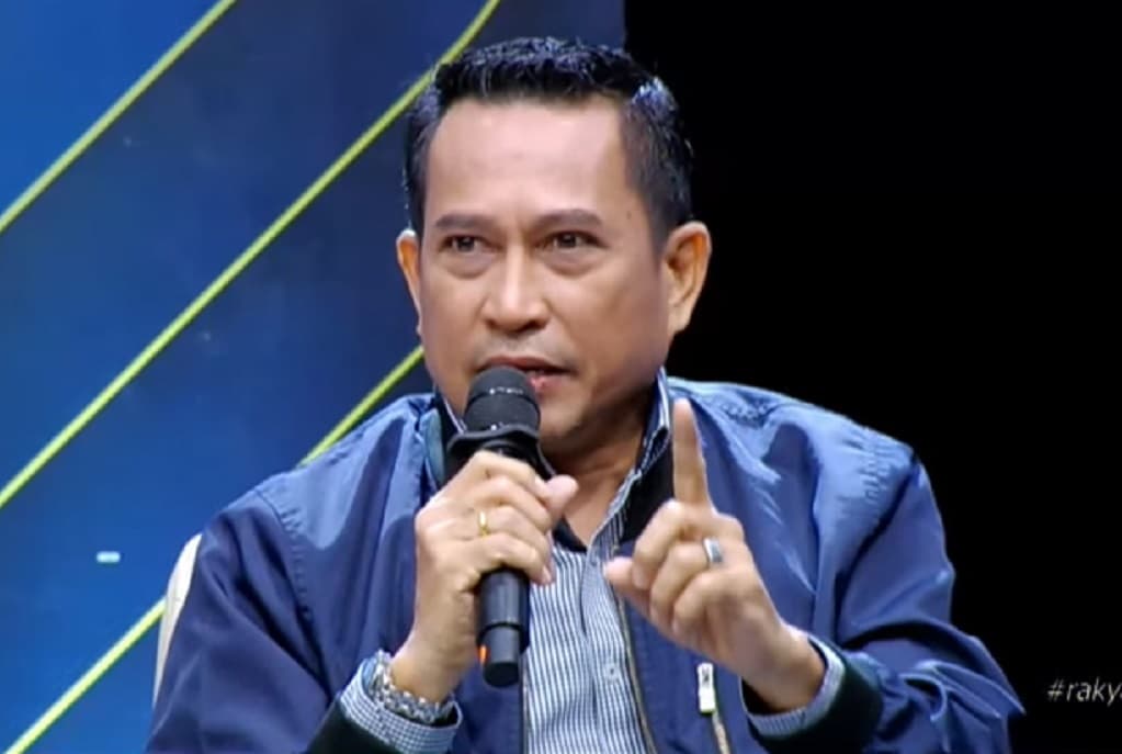 David Pajung: Tunggu Persidangan, Jokowi Akan Tunjukkan Ijazah SD hingga UGM David Pajung: Tunggu Persidangan, Jokowi Akan Tunjukkan Ijazah SD hingga UGM