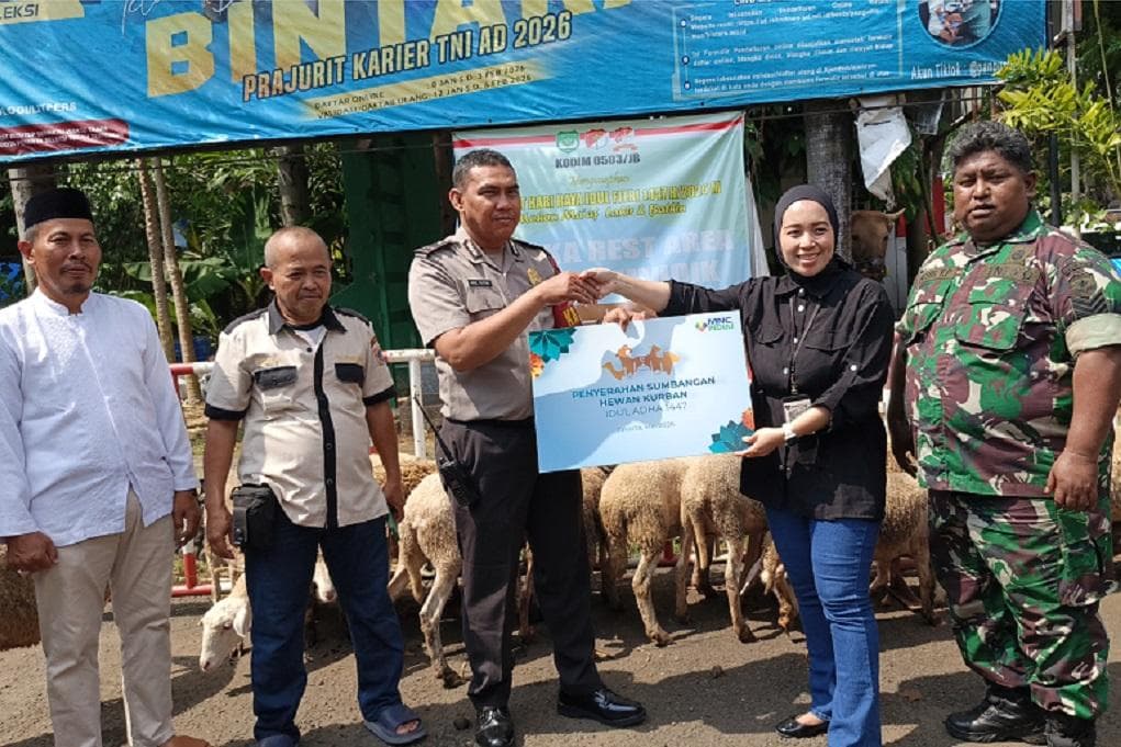 MNC Peduli Serahkan 17 Hewan Kurban ke Warga Kebon Jeruk Jakbar MNC Peduli Serahkan 17 Hewan Kurban ke Warga Kebon Jeruk Jakbar