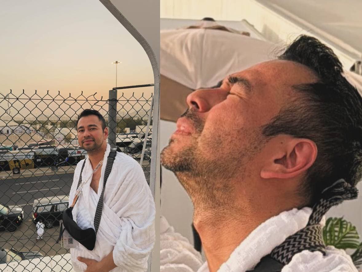 Tangis Raffi Ahmad Pecah di Arafah, Berdoa Semua Dosa Diampuni Allah SWT Tangis Raffi Ahmad Pecah di Arafah, Berdoa Semua Dosa Diampuni Allah SWT