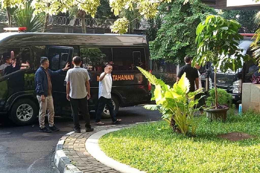 Tahanan KPK Salat Iduladha di Gedung Merah Putih, Ada Gus Yaqut hingga Sudewo Tahanan KPK Salat Iduladha di Gedung Merah Putih, Ada Gus Yaqut hingga Sudewo
