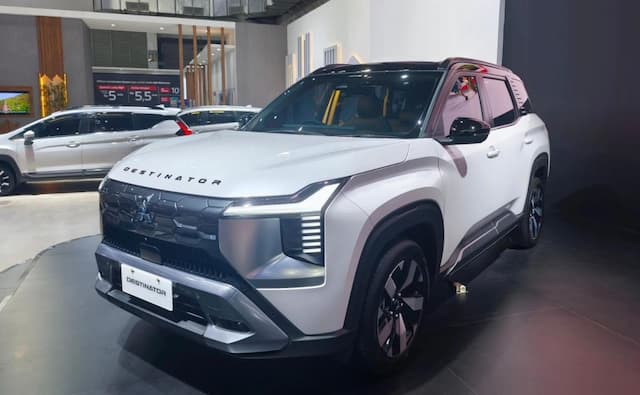 Belajar dari Xpander dan Xforce, Mitsubishi Benamkan 11 Storage di Kabin Destinator Belajar dari Xpander dan Xforce, Mitsubishi Benamkan 11 Storage di Kabin Destinator