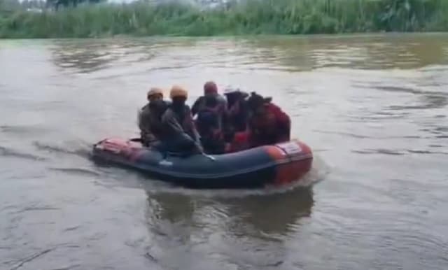 Tragedi Libur Idul Adha di Wajo, 2 Bocah Tewas Terseret Arus Sungai Walenae Tragedi Libur Idul Adha di Wajo, 2 Bocah Tewas Terseret Arus Sungai Walenae
