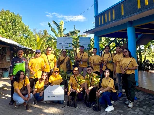 Tanam 100 Mangrove di Pantai Baros, Next Hotel Yogyakarta dan MNC Peduli Bergerak Lawan Abrasi Tanam 100 Mangrove di Pantai Baros, Next Hotel Yogyakarta dan MNC Peduli Bergerak Lawan Abrasi