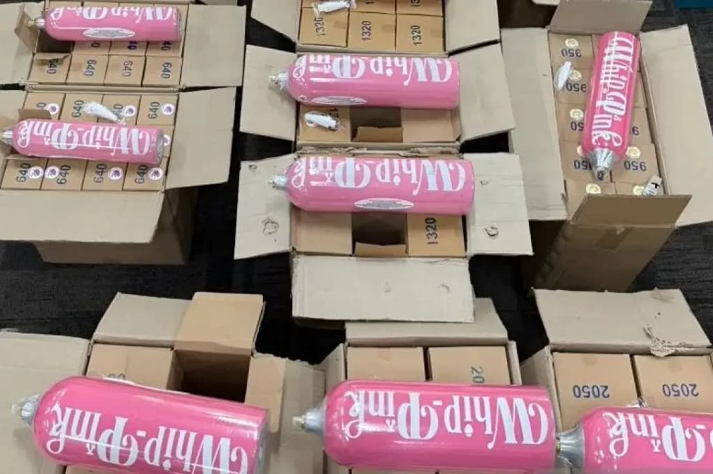 Borong 20 Tabung Whip Pink, Asisten Pribadi YouTuber Diperiksa Bareskrim Borong 20 Tabung Whip Pink, Asisten Pribadi YouTuber Diperiksa Bareskrim
