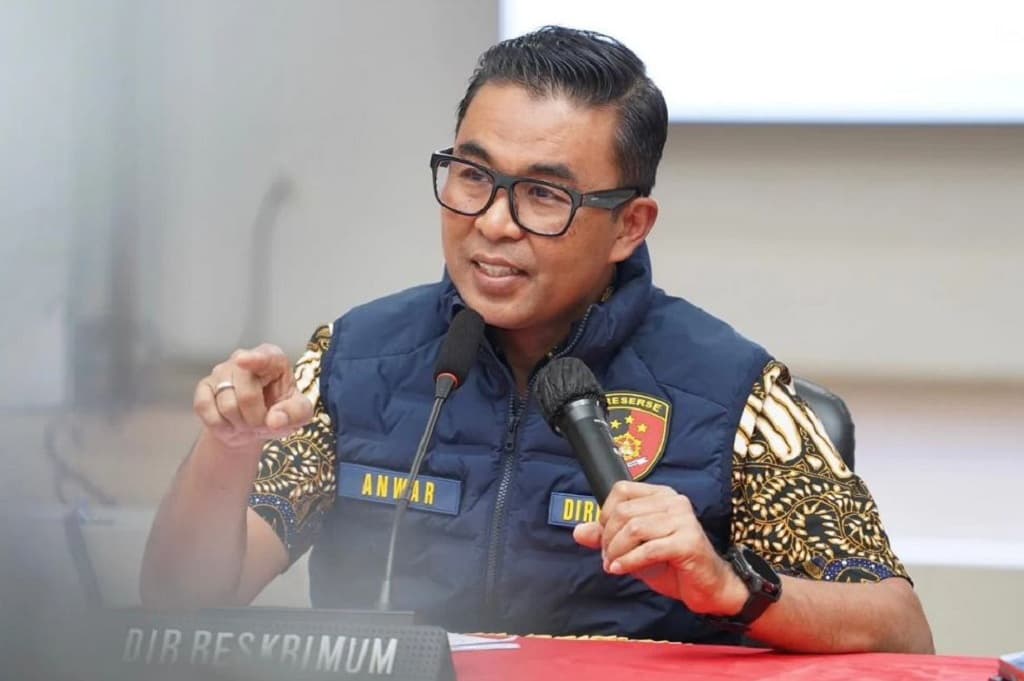 Gadis 18 Tahun Dibegal di Kendal, Pelaku Ancam Pakai Golok Rampas HP dan Uang Gadis 18 Tahun Dibegal di Kendal, Pelaku Ancam Pakai Golok Rampas HP dan Uang