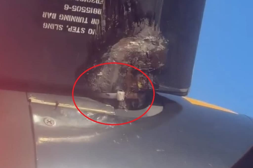 Viral Ada Pengikat Kabel di Baling-Baling Pesawat, Wings Air: Bukan Kerusakan Viral Ada Pengikat Kabel di Baling-Baling Pesawat, Wings Air: Bukan Kerusakan
