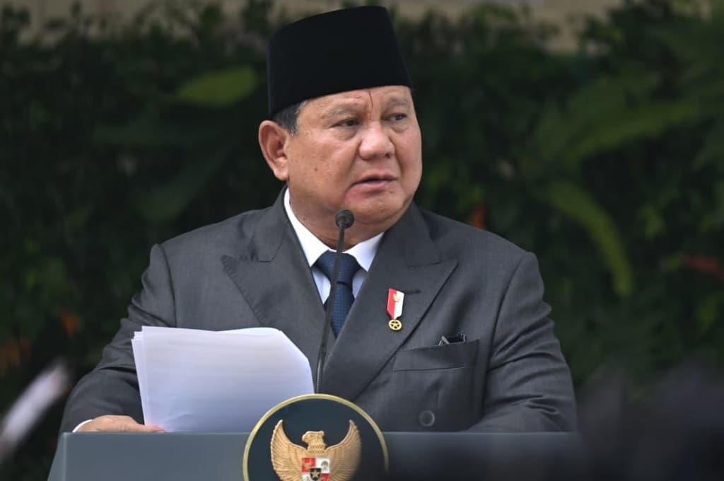 Prabowo: Terlalu Lama Rakyat Jadi Penonton di atas Kekayaan Bangsanya Sendiri Prabowo: Terlalu Lama Rakyat Jadi Penonton di atas Kekayaan Bangsanya Sendiri