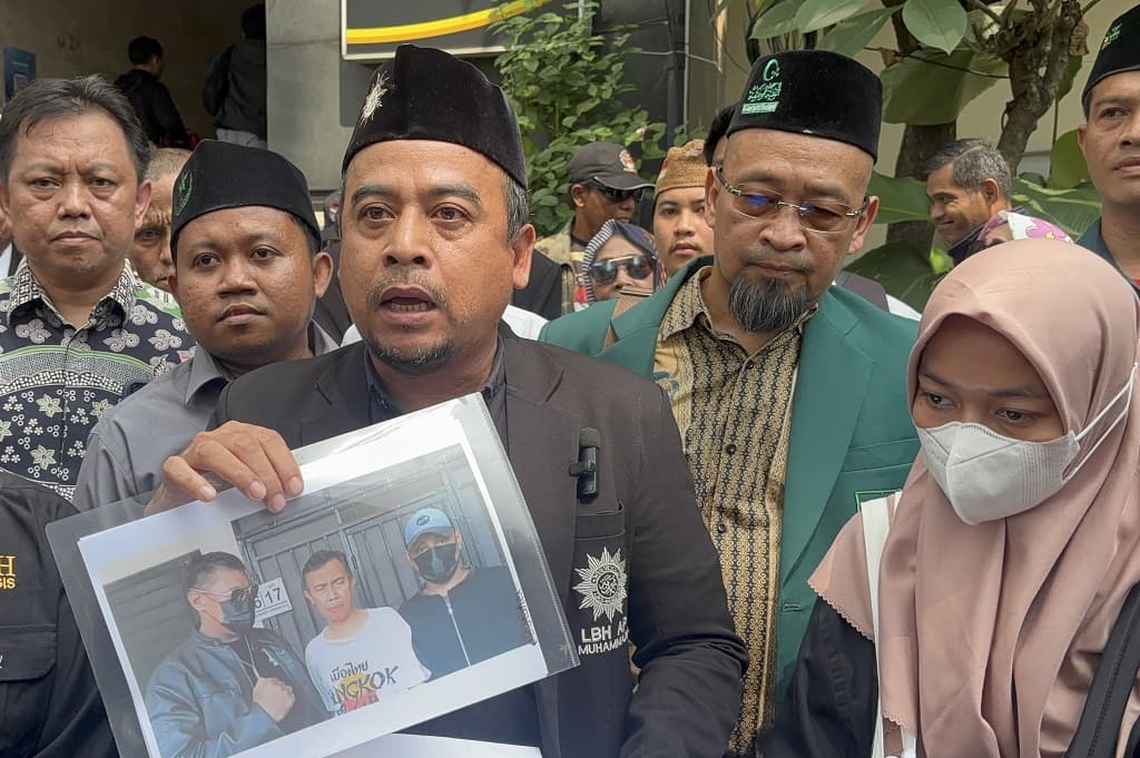 Ilma Sani Diperiksa Polisi terkait Polemik dengan Hercules, Bawa Bukti Video hingga Foto Ilma Sani Diperiksa Polisi terkait Polemik dengan Hercules, Bawa Bukti Video hingga Foto