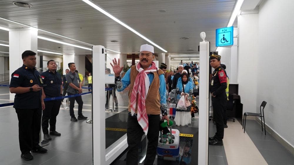 Jemaah Haji Tak Perlu Antre Imigrasi saat Tiba di RI, Bisa Langsung Pulang! Jemaah Haji Tak Perlu Antre Imigrasi saat Tiba di RI, Bisa Langsung Pulang!