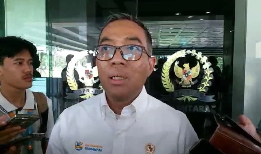 Motif 4 Pelaku Pemalsuan Riset, Ingin Manfaatkan Travel Grant ke Luar Negeri Motif 4 Pelaku Pemalsuan Riset, Ingin Manfaatkan Travel Grant ke Luar Negeri