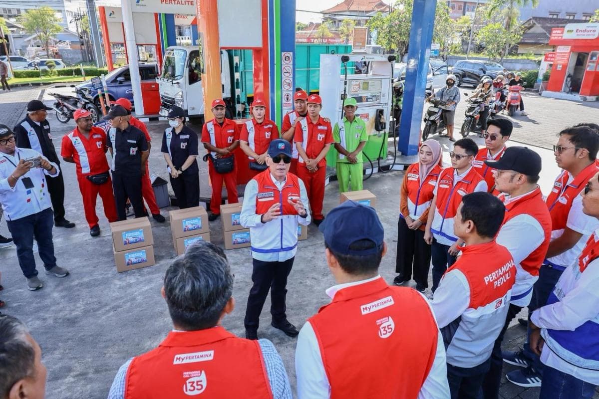 Kunjungi SPBU di Bali, Dewan Komisaris Pertamina Pastikan Layanan Baik Kunjungi SPBU di Bali, Dewan Komisaris Pertamina Pastikan Layanan Baik