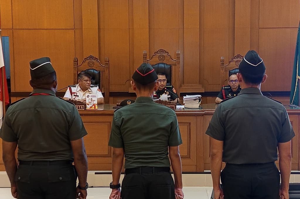 Tok! 3 Oknum TNI Divonis 1 hingga 13 Tahun Penjara terkait Penculikan-Pembunuhan Kacab Bank BUMN Tok! 3 Oknum TNI Divonis 1 hingga 13 Tahun Penjara terkait Penculikan-Pembunuhan Kacab Bank BUMN
