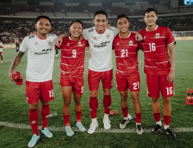 Beckham Putra Diprovokasi Suporter, Rizky Ridho Turun Tangan Kirim Pesan Tegas Beckham Putra Diprovokasi Suporter, Rizky Ridho Turun Tangan Kirim Pesan Tegas