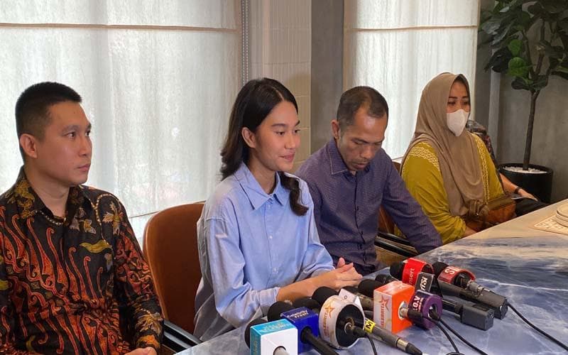 Selebgram Azizah Salsha Laporkan YouTuber Bigmo ke Bareskrim terkait Fitnah, Tutup Pintu Damai Selebgram Azizah Salsha Laporkan YouTuber Bigmo ke Bareskrim terkait Fitnah, Tutup Pintu Damai