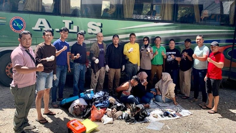 Simpan 1,5 Kg Sabu Dalam Pakaian Dalam, 2 Perempuan dan Pria Ditangkap Petugas BNN Sumbar Simpan 1,5 Kg Sabu Dalam Pakaian Dalam, 2 Perempuan dan Pria Ditangkap Petugas BNN Sumbar