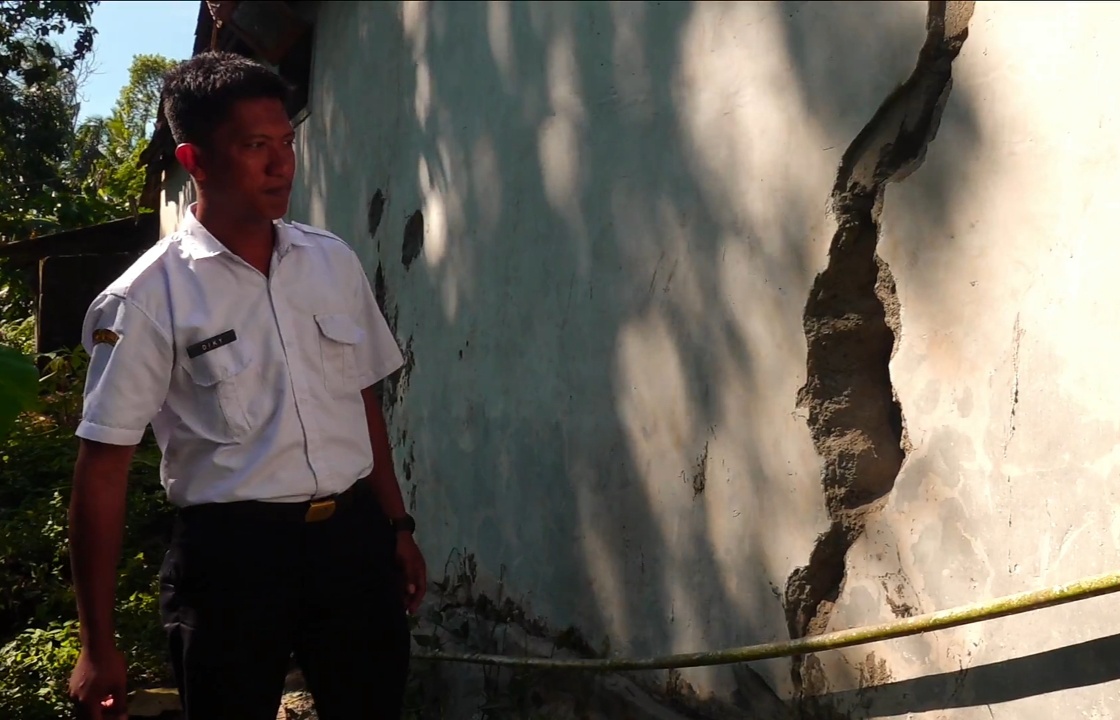 Kantor Desa di Lumajang Dibobol Maling, Dua Motor Mahasiswa KKN Raib Kantor Desa di Lumajang Dibobol Maling, Dua Motor Mahasiswa KKN Raib