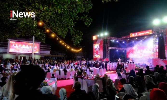 Malam Resepsi Kenegaraan Meriahkan Puncak HUT Kemerdekaan RI ke-80 di Gowa Malam Resepsi Kenegaraan Meriahkan Puncak HUT Kemerdekaan RI ke-80 di Gowa