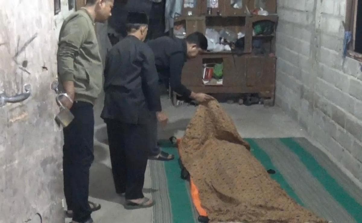 Dua Penambang Tradisional di Ponorogo Tewas Tertimbun, Polisi Ungkap Hal Ini Dua Penambang Tradisional di Ponorogo Tewas Tertimbun, Polisi Ungkap Hal Ini